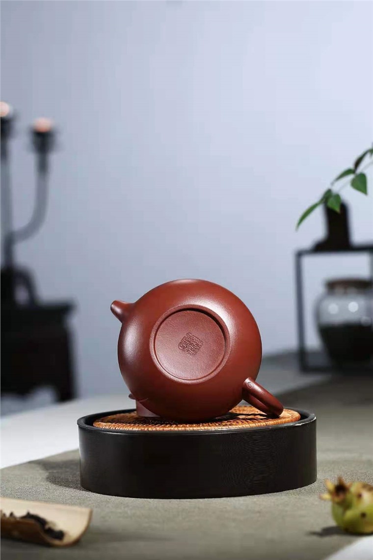 王玉芳作品 景舟仿古