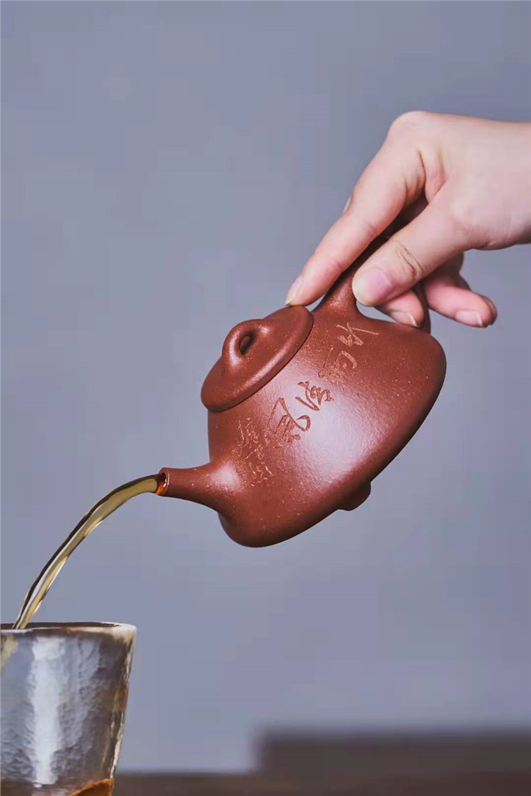 王正红作品 子冶石瓢