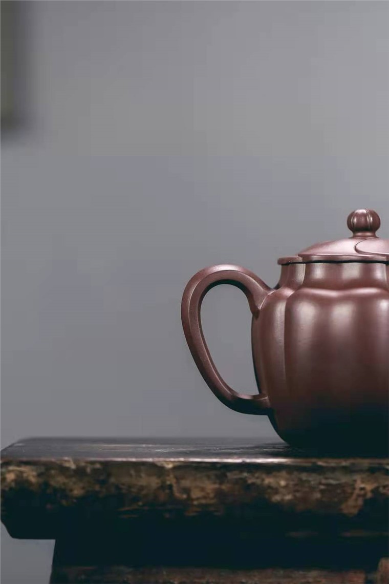 牟锦芬作品 菊蕾图片