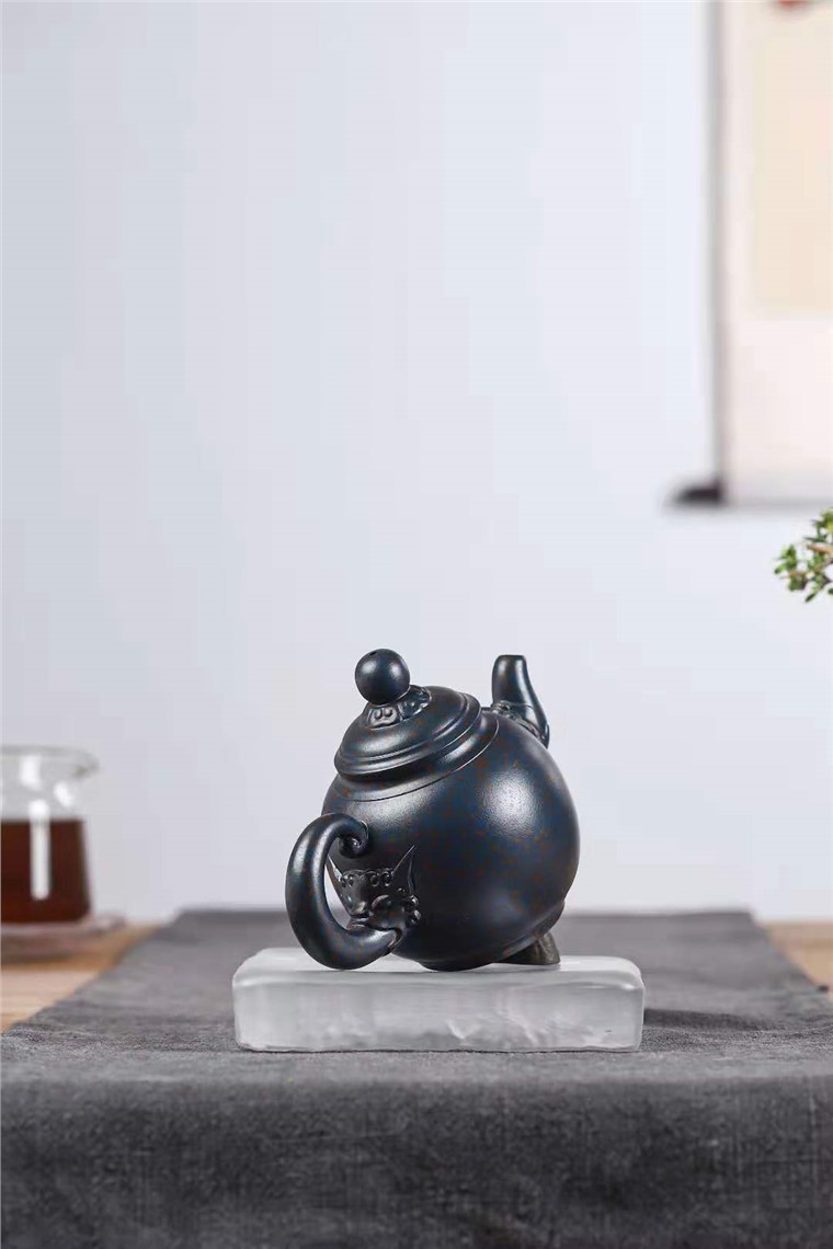 蒋爱英作品 祥龙戏珠图片