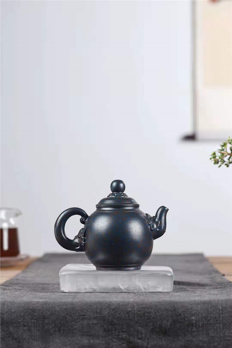 蒋爱英作品 祥龙戏珠图片
