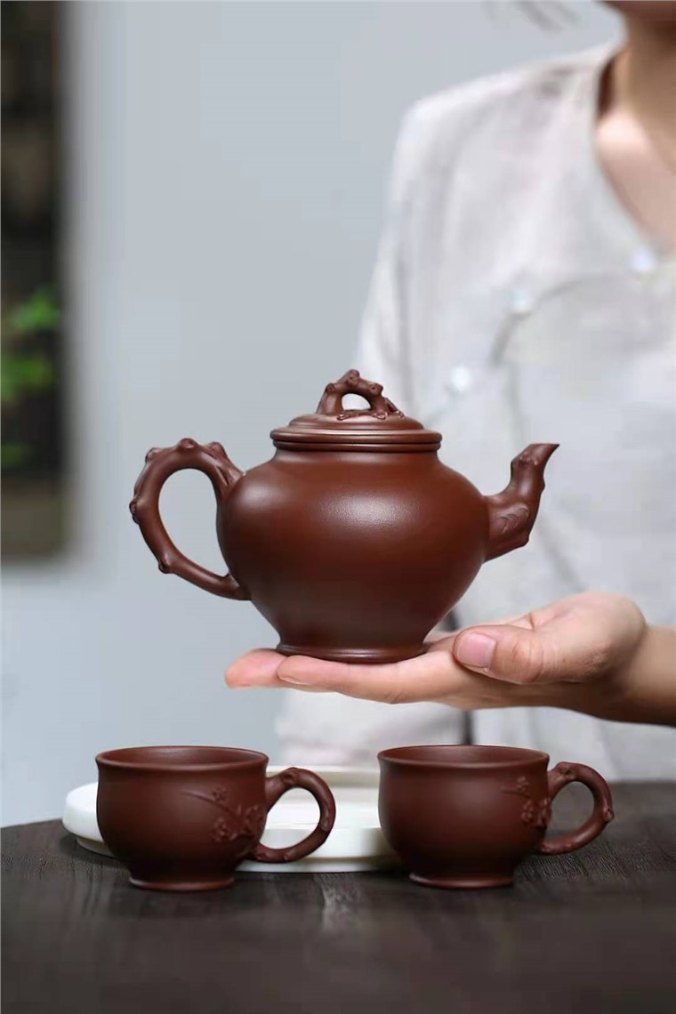 霍菊华作品 梅花报春图片