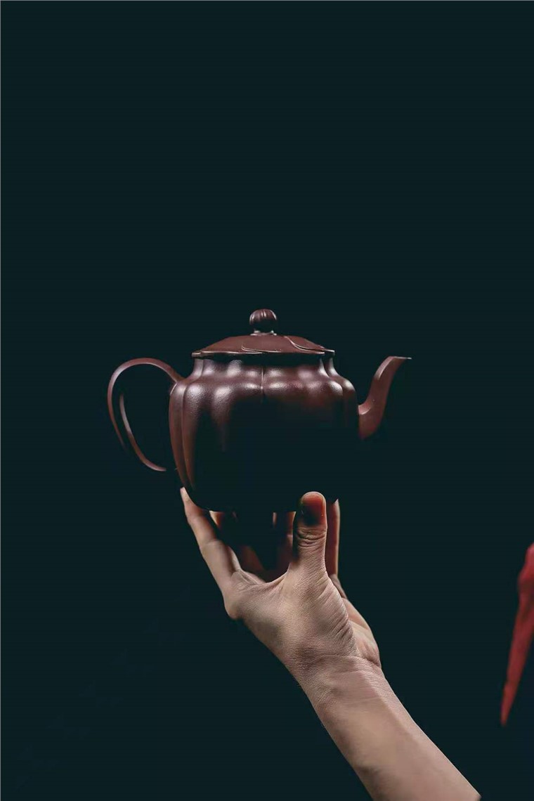 牟锦芬作品 菊蕾图片