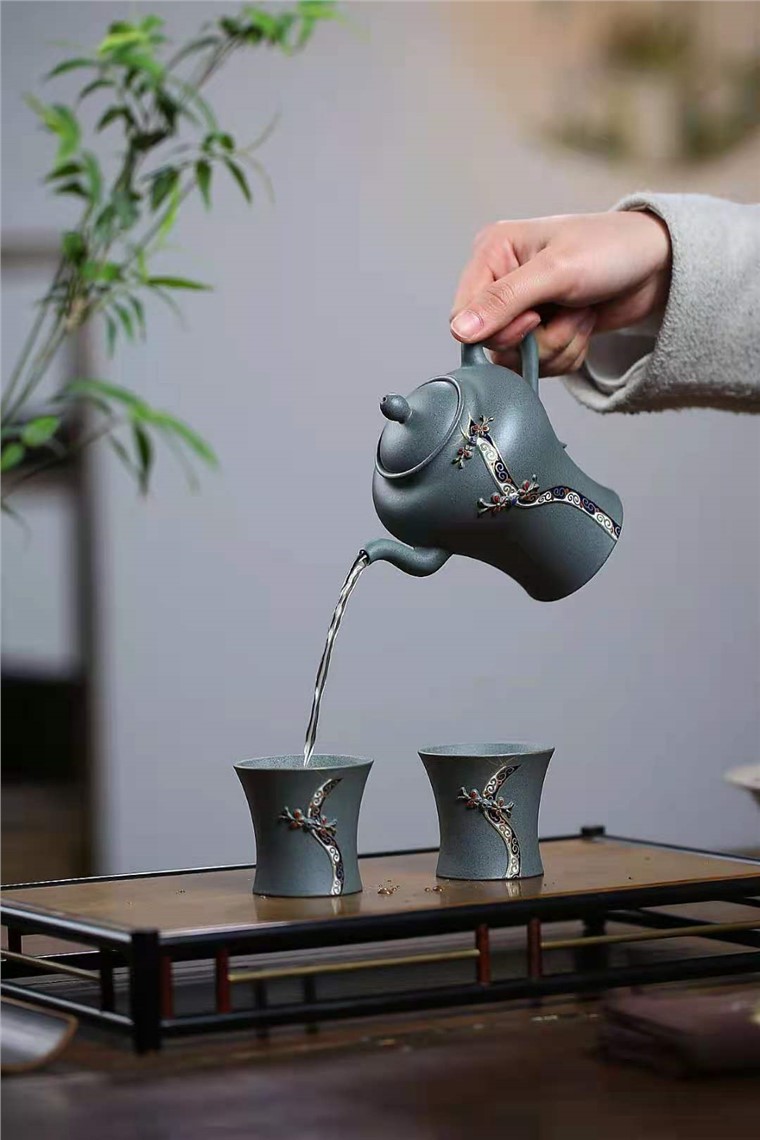 蒋惠娟作品 盛世唐装