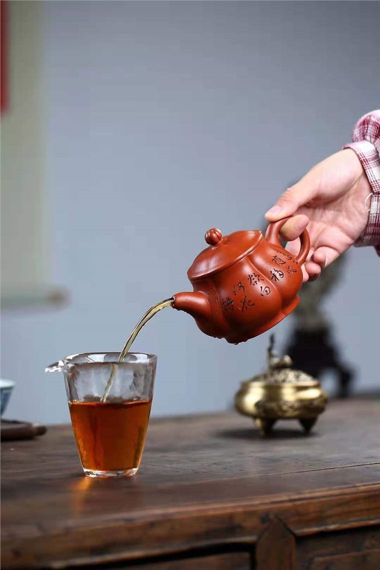 朱新南作品 筋纹潘壶