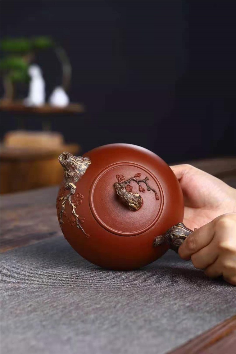 冯杏华作品 傲雪寒梅图片