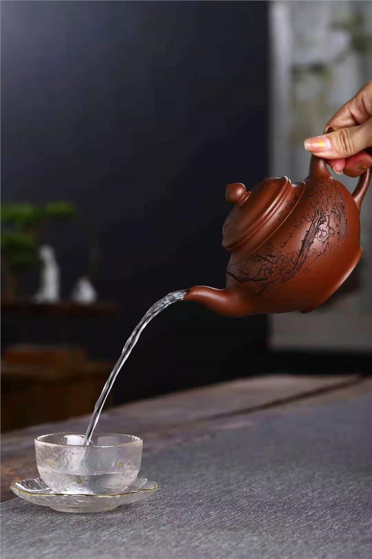 周曙峰作品 笑樱