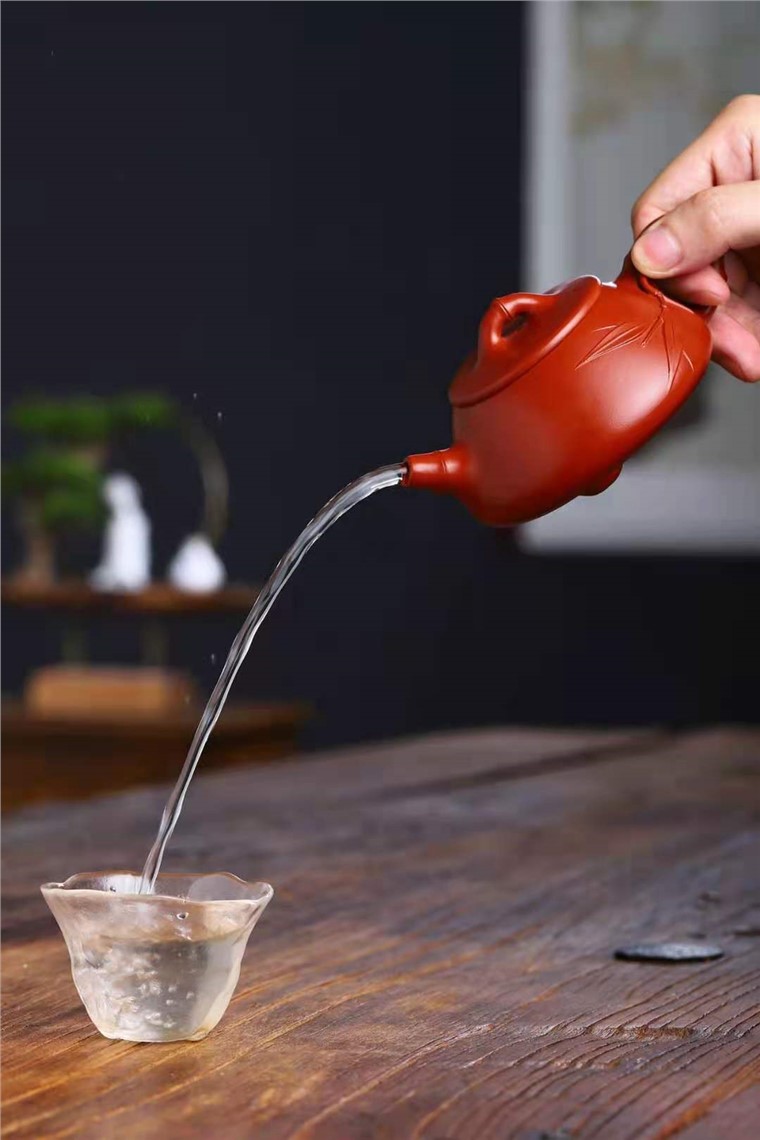 周曙峰作品 竹节石瓢