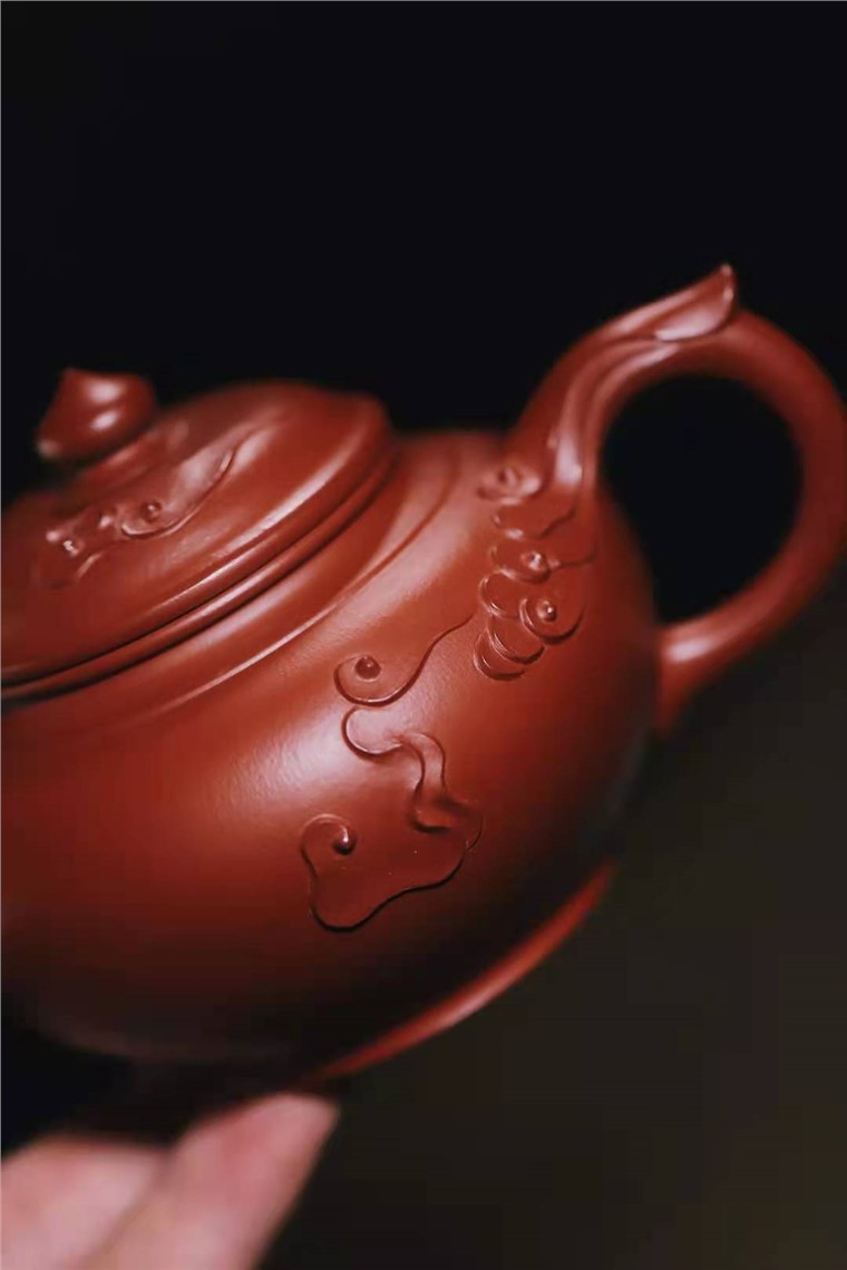 范微琴作品 祥云笑樱图片