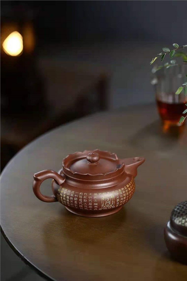 王芳作品 矮僧帽图片