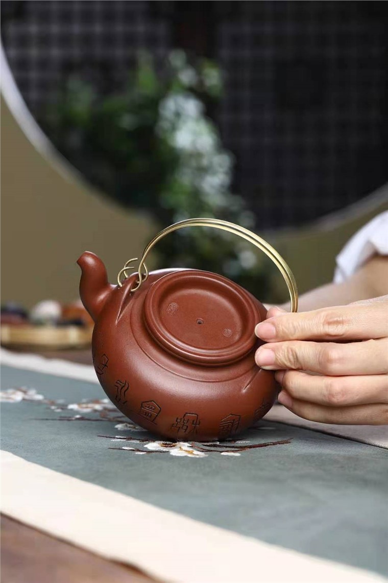 詹弘作品 半月提梁图片