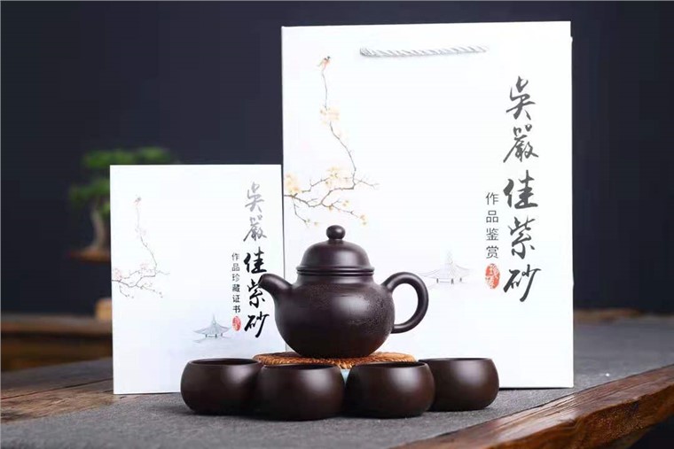 吴严佳作品 掇球套组图片