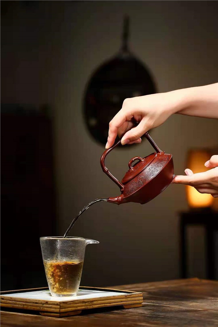 邹旭敏作品 凤竹提梁