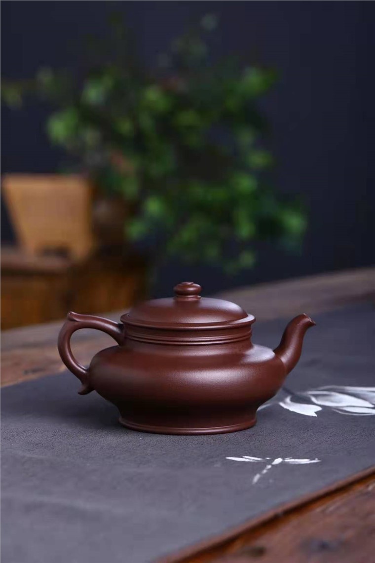 吴严佳作品 扁樱图片