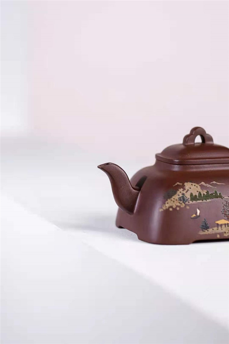 范微琴作品 四方孤菱图片