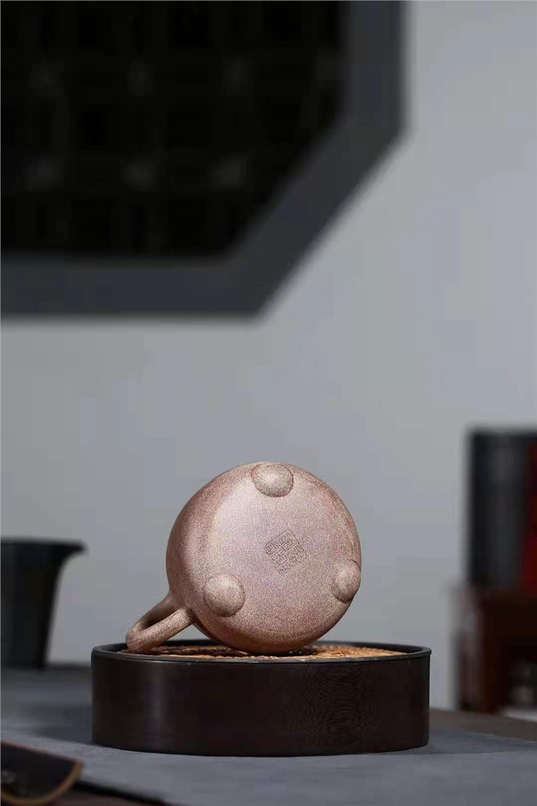 穆明龙作品 高石瓢图片