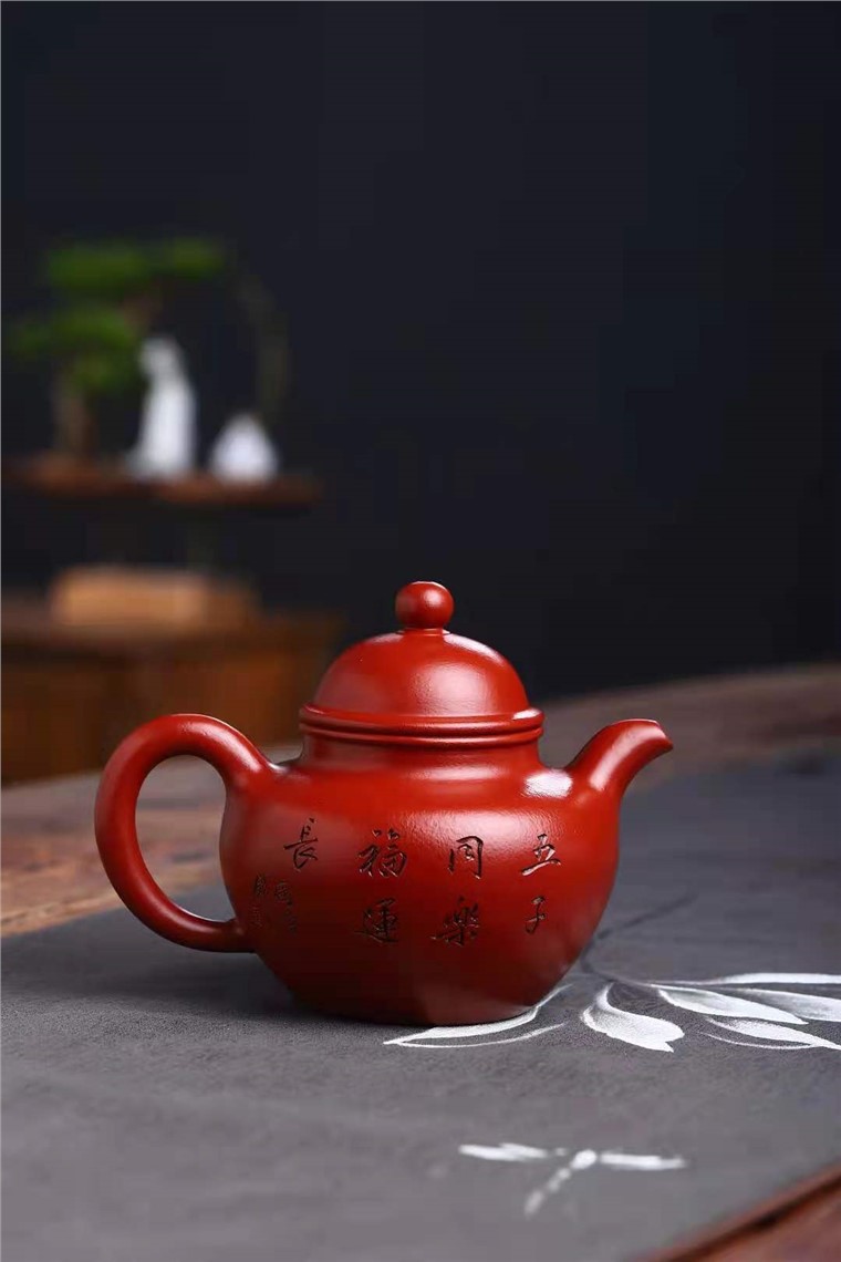 冯杏华作品 掇球图片