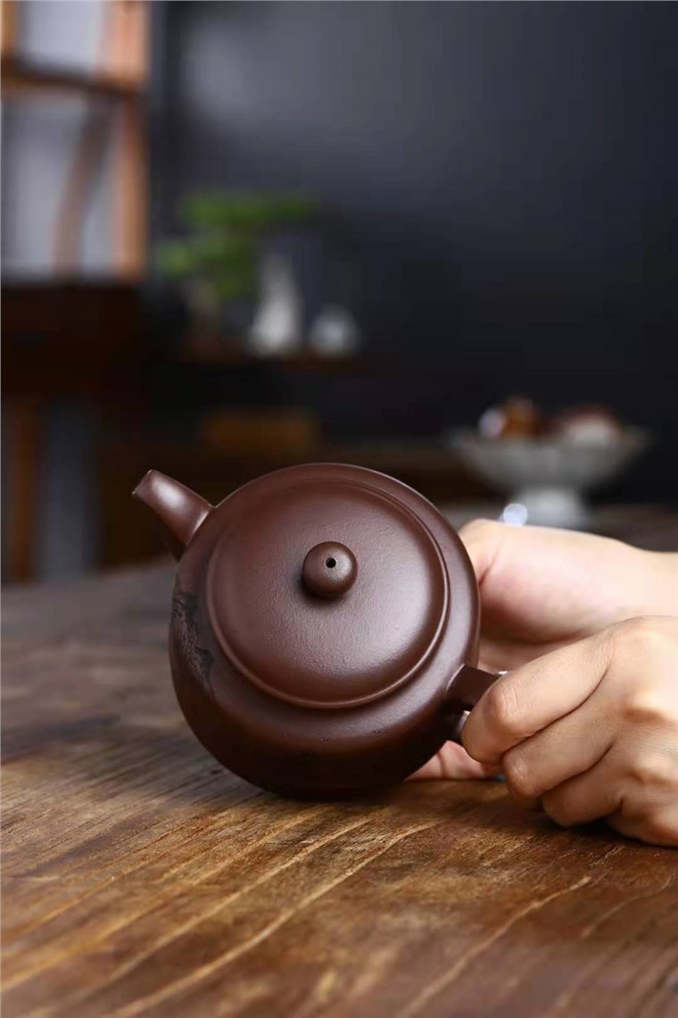 吴严佳作品 双线德钟图片