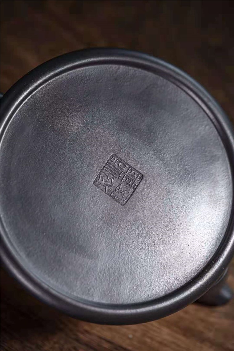 邱爽作品 龙龟
