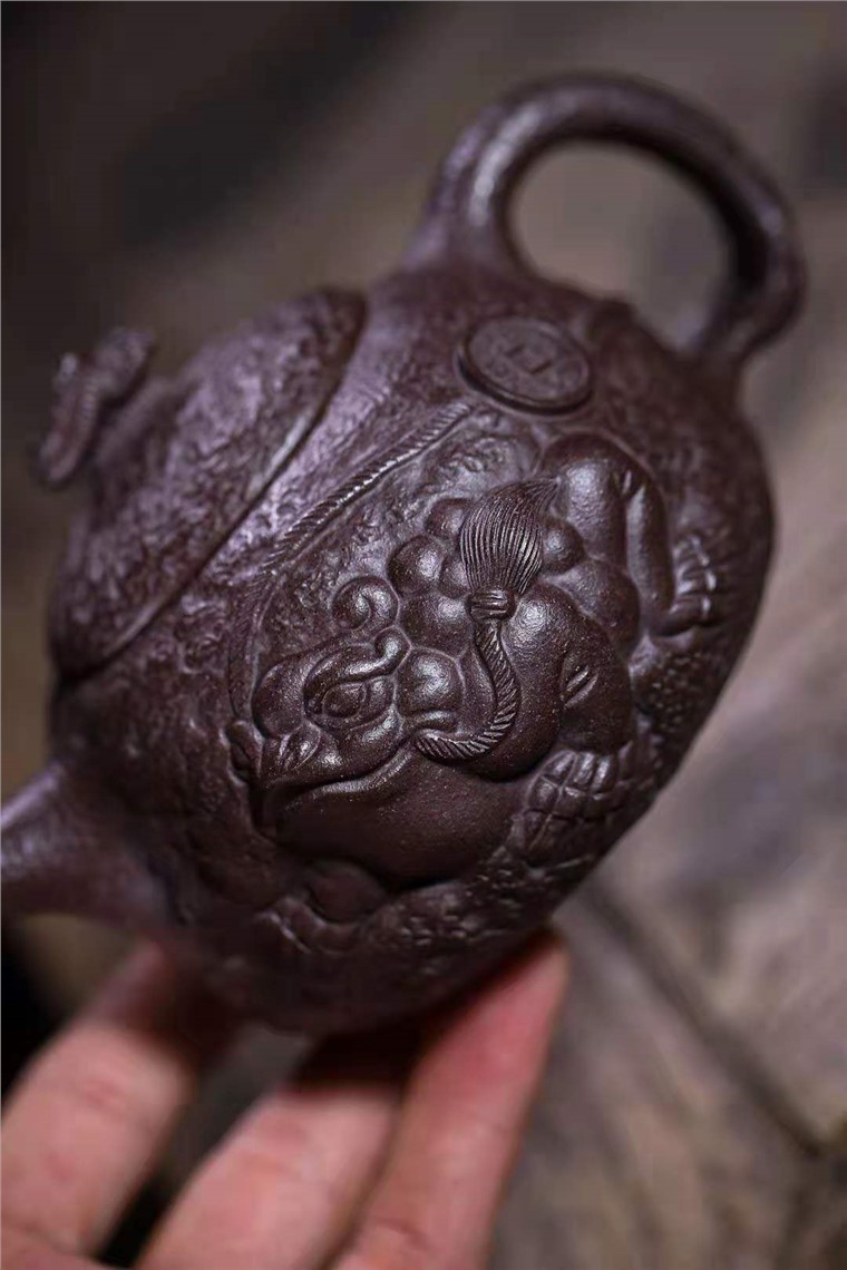 王岳龄作品 金蟾供春图片