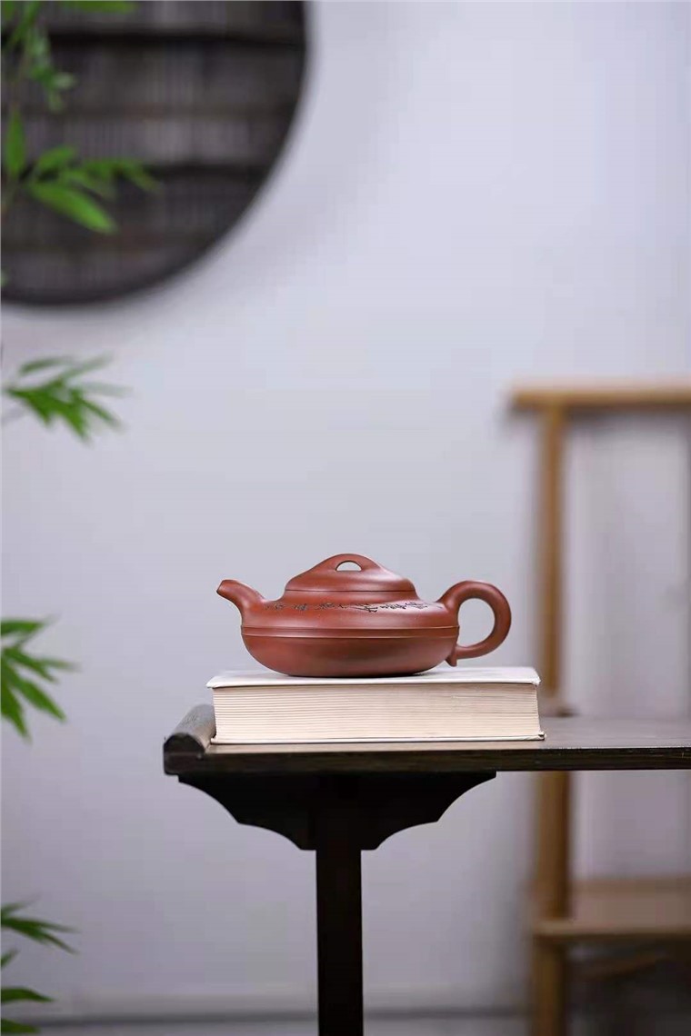 王岳龄作品 合欢图片