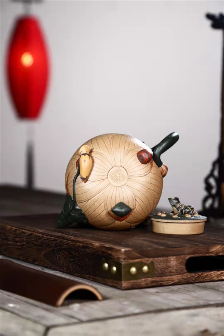 庄红阳作品 青蛙莲子套壶