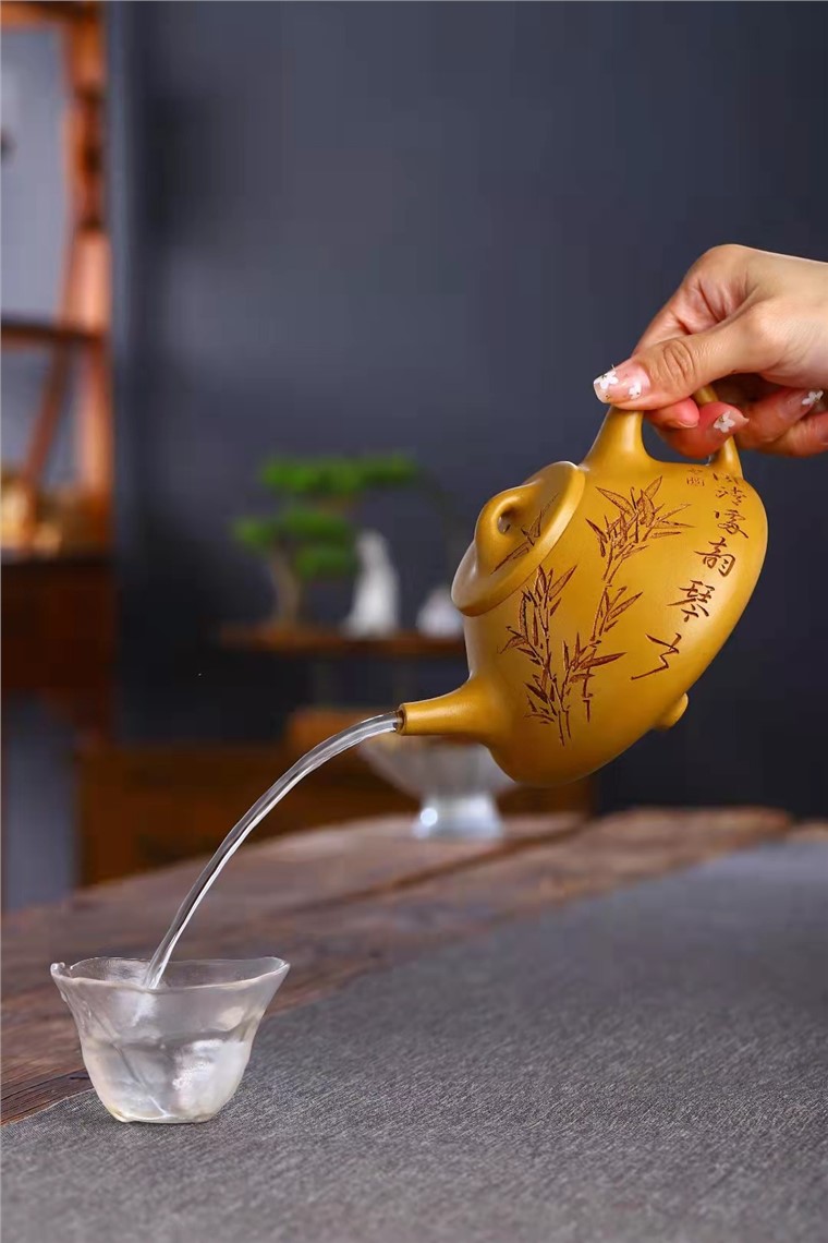 冯杏华作品 子冶石瓢