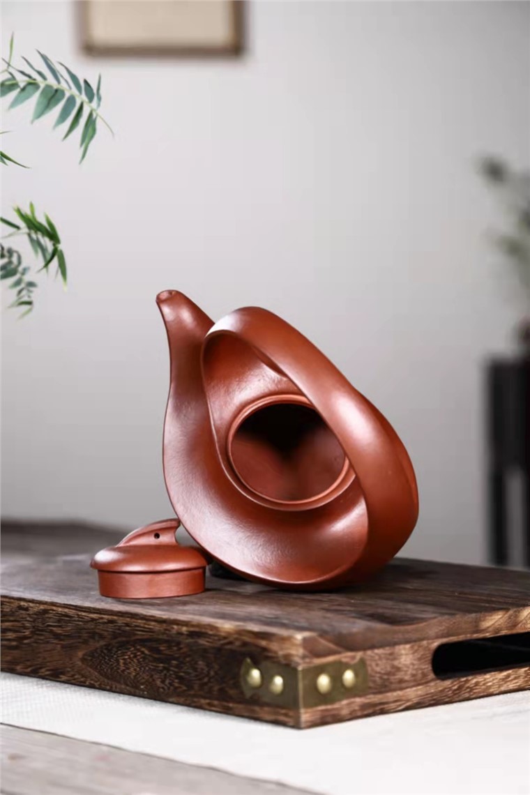 庄红阳作品 曲壶图片