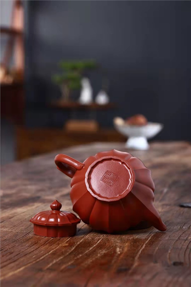 冯杏华作品 筋纹笑樱