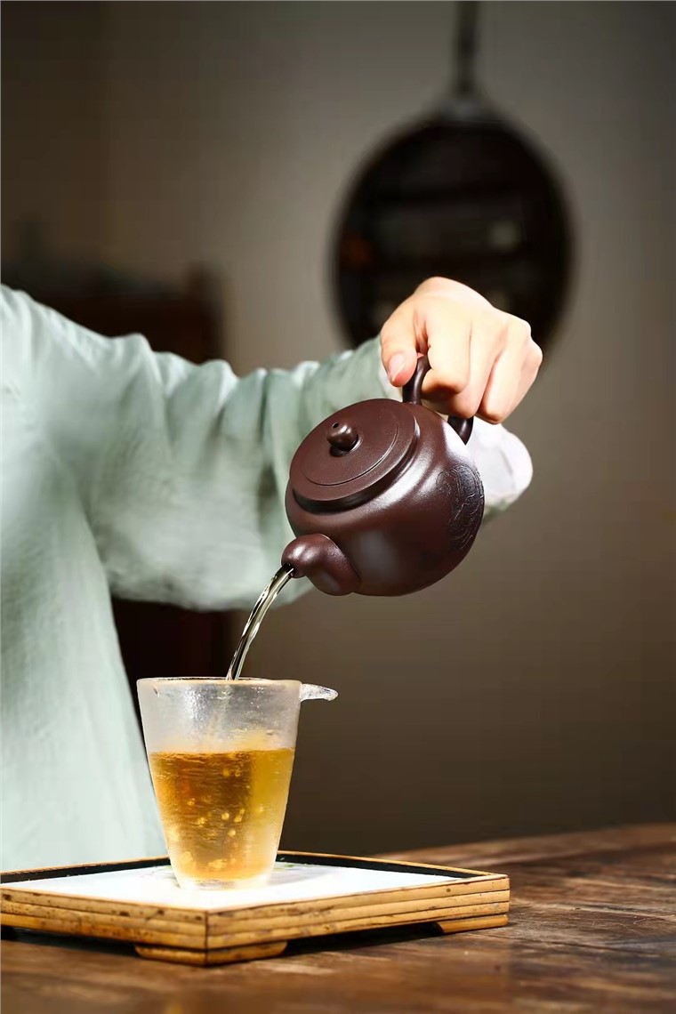 蒋岳军作品 柿圆