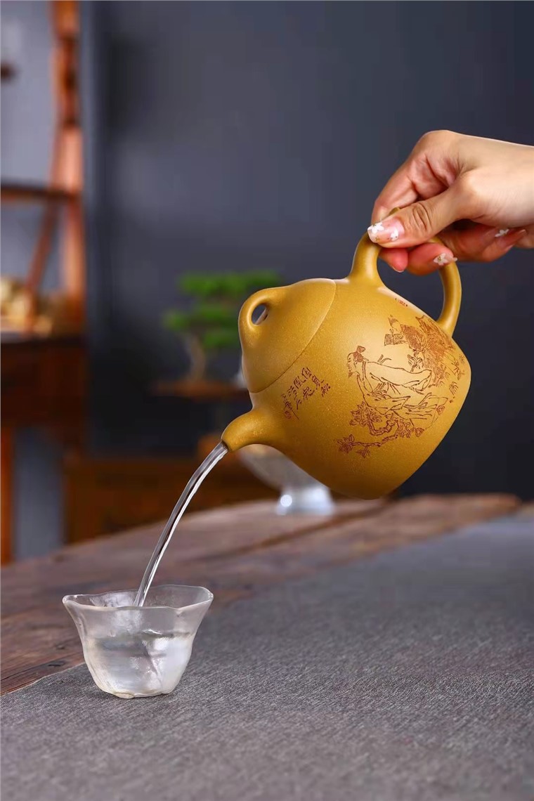 冯杏华作品 秦权