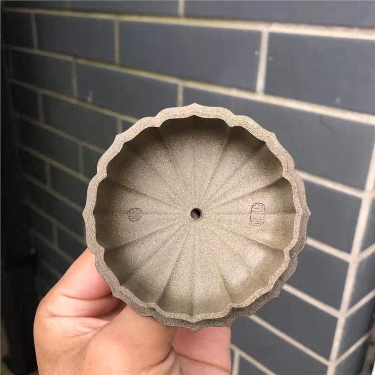 吴佳作品 筋纹玉柱图片