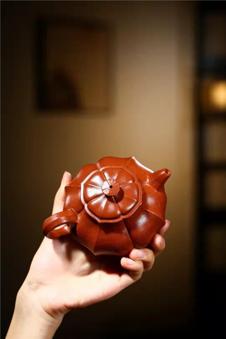 谈敏作品 四足菱花图片