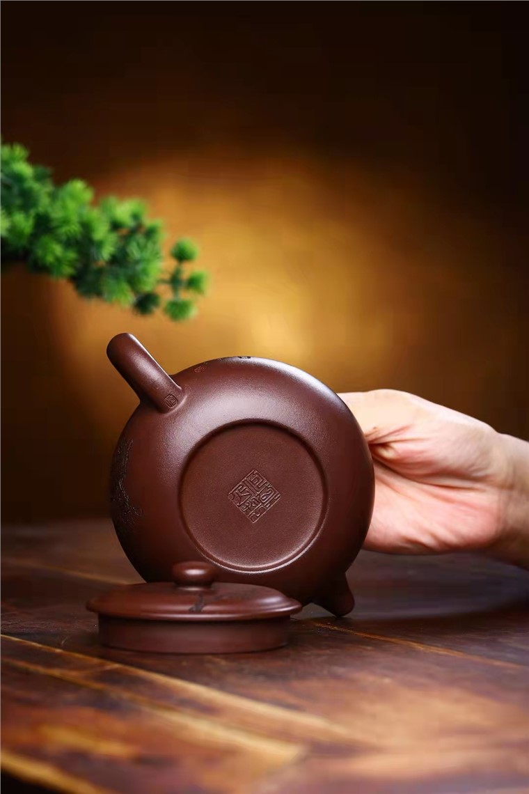 何其仙作品 扁腹