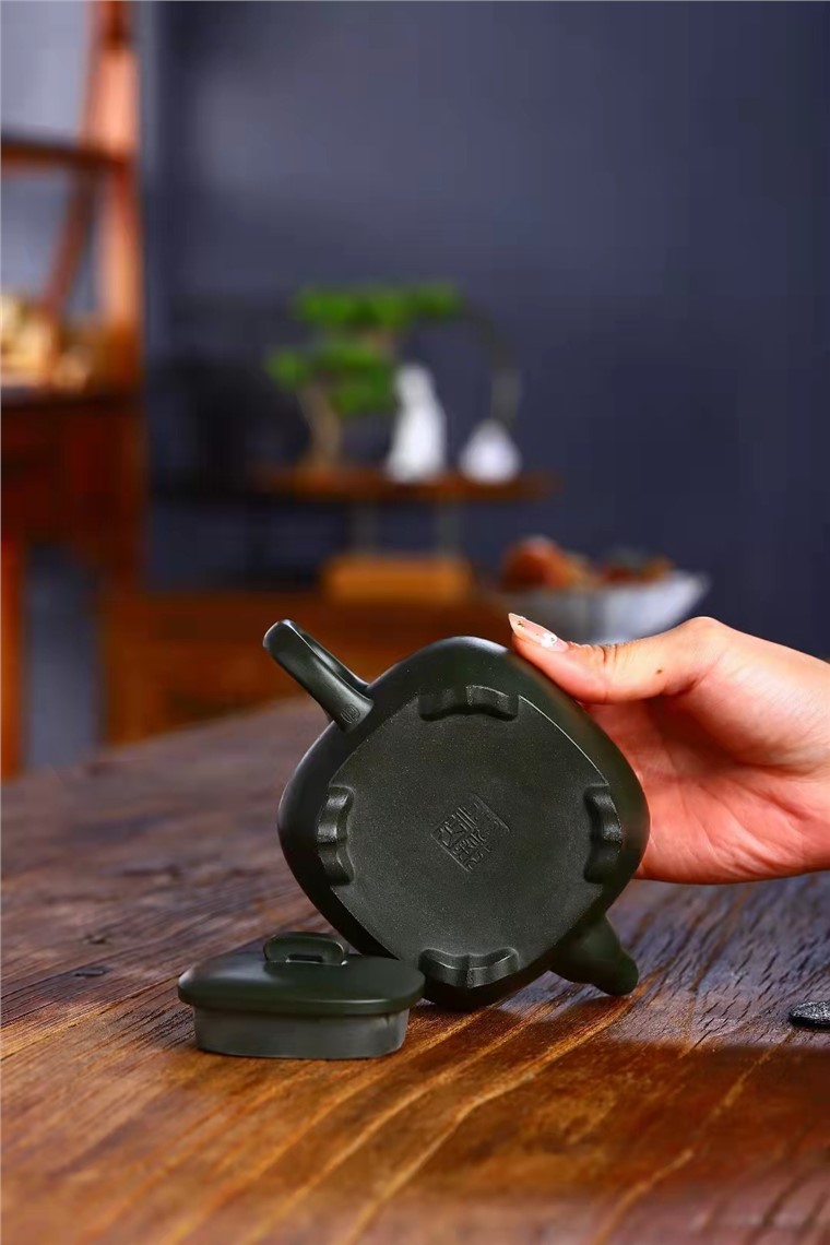 何其仙作品 桥鼎