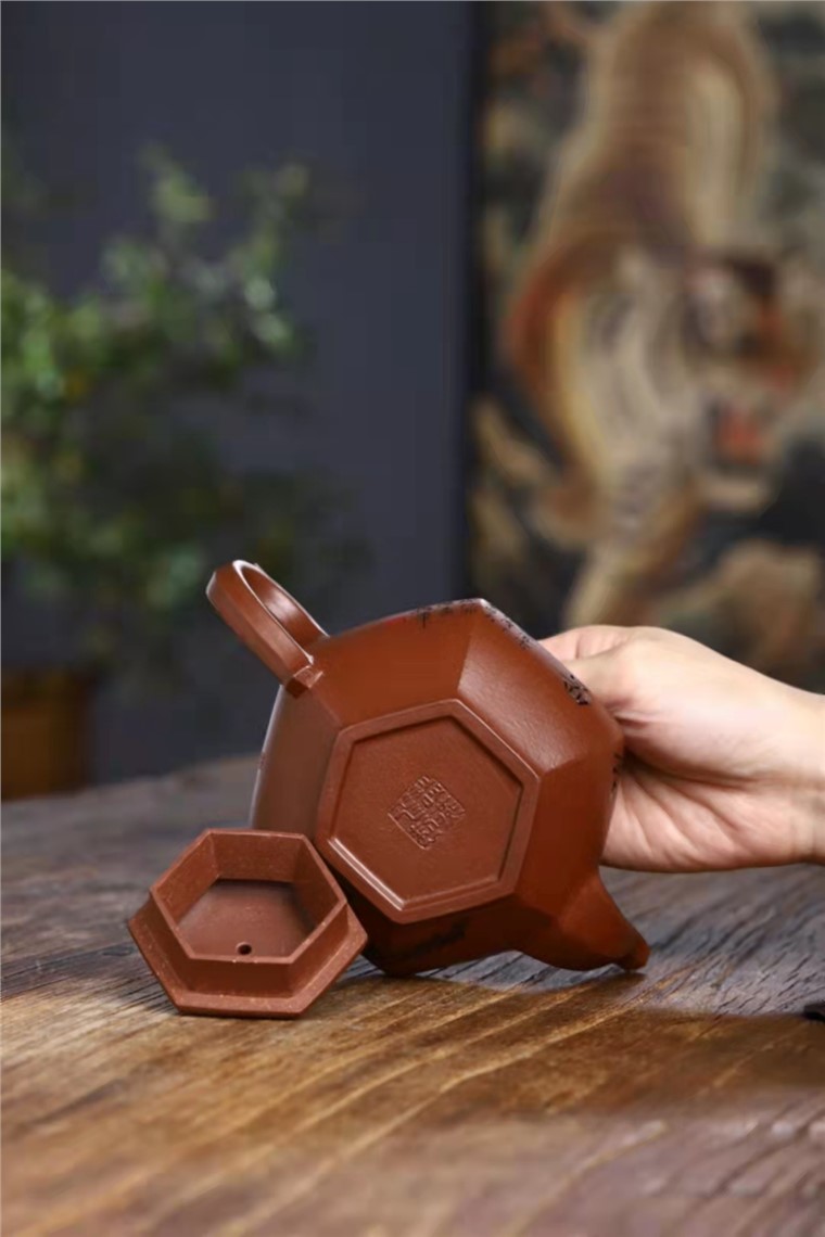 谈燕飞作品 六方笑樱图片