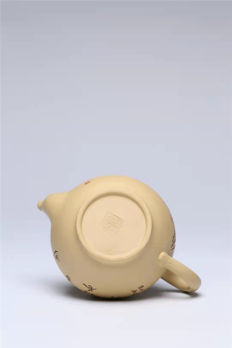 王玉芳作品 笑樱