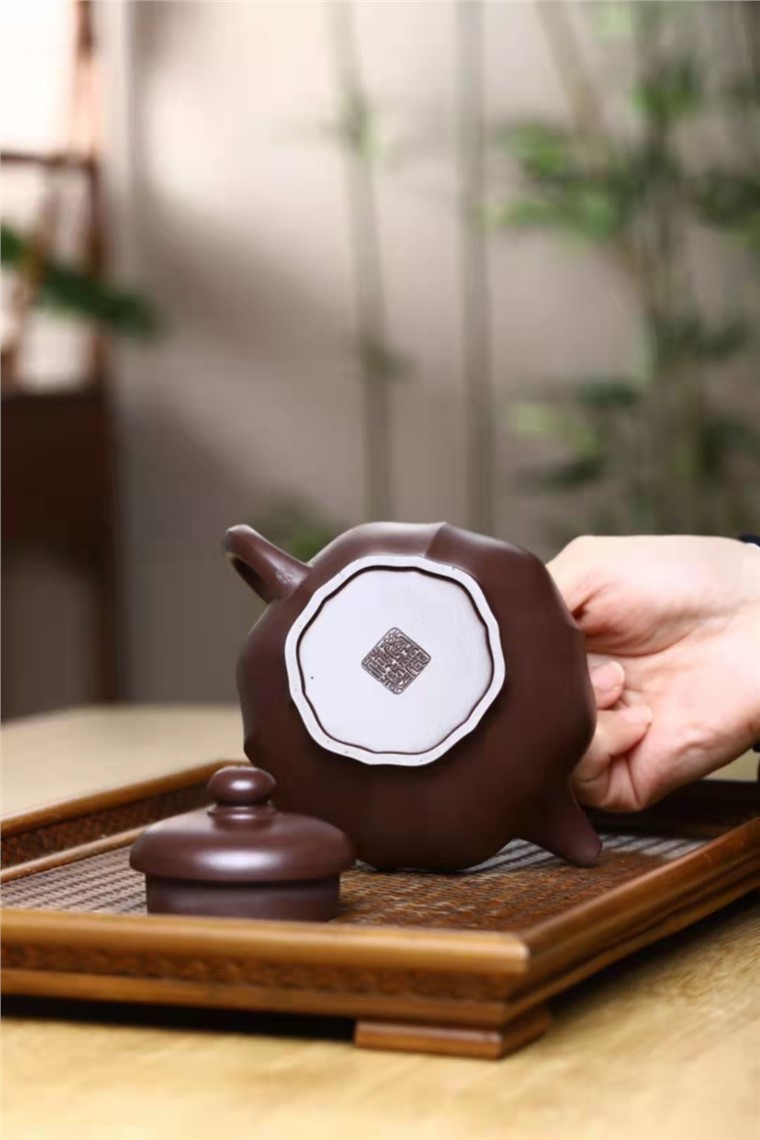 黄丽萍作品 锦囊莲华图片