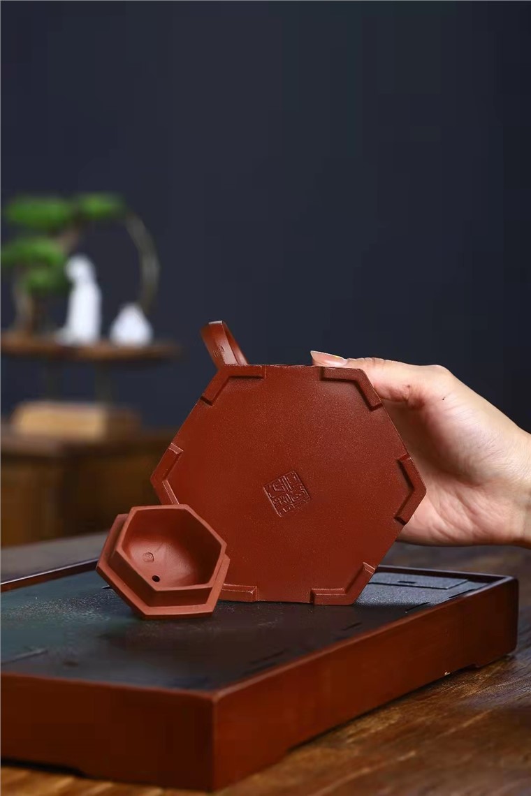 何其仙作品 宫廷六方