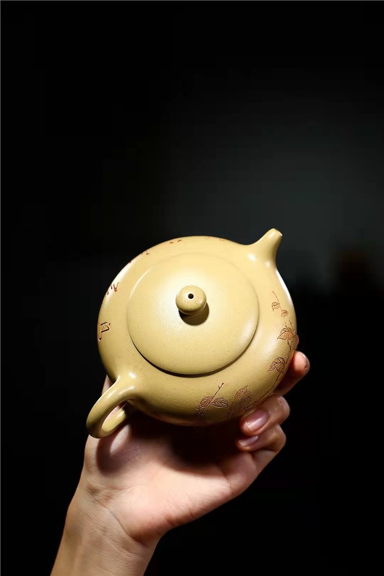 王凤盘作品 婉灯图片
