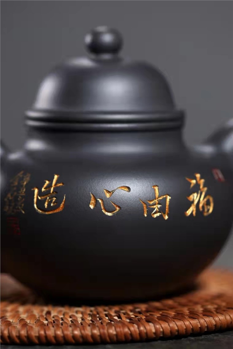 路群星作品 掇球图片