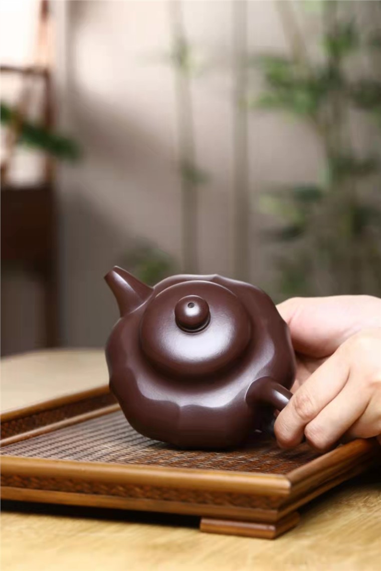 黄丽萍作品 锦囊莲华图片