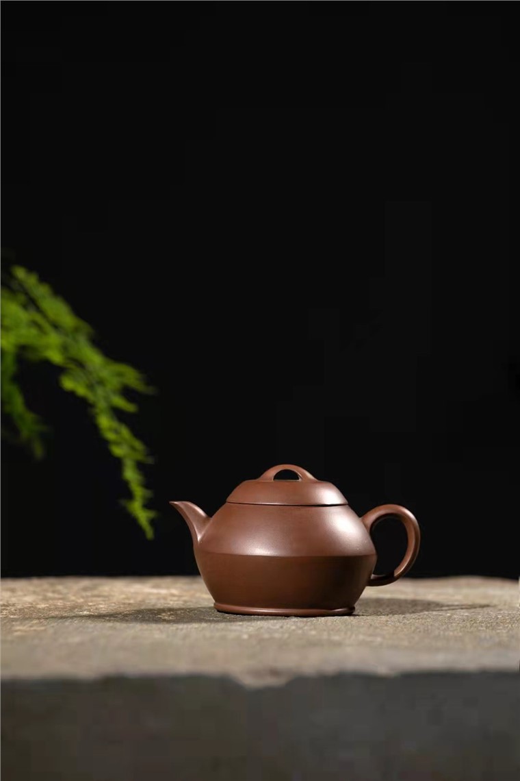 范微琴作品 茶香壶图片