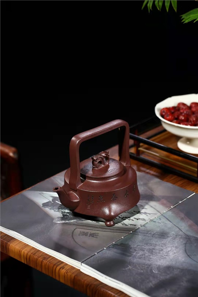 王凤盘作品 龙泽提梁图片