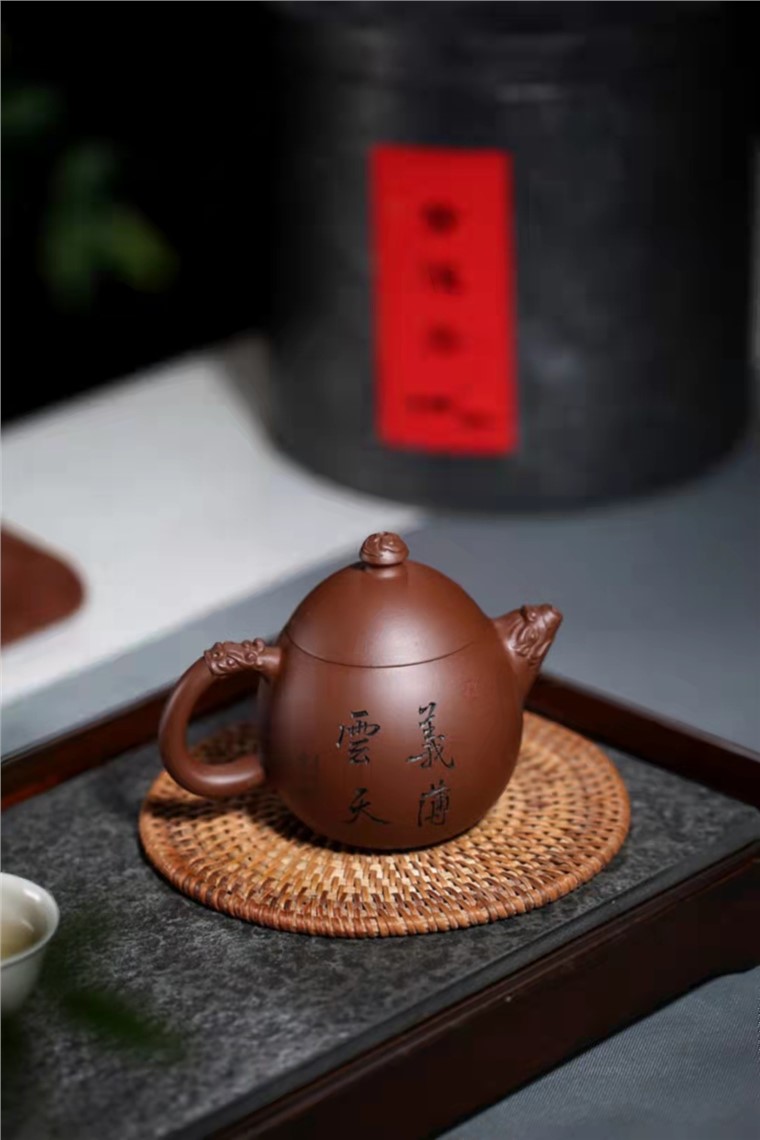 路群星作品 龙蛋图片