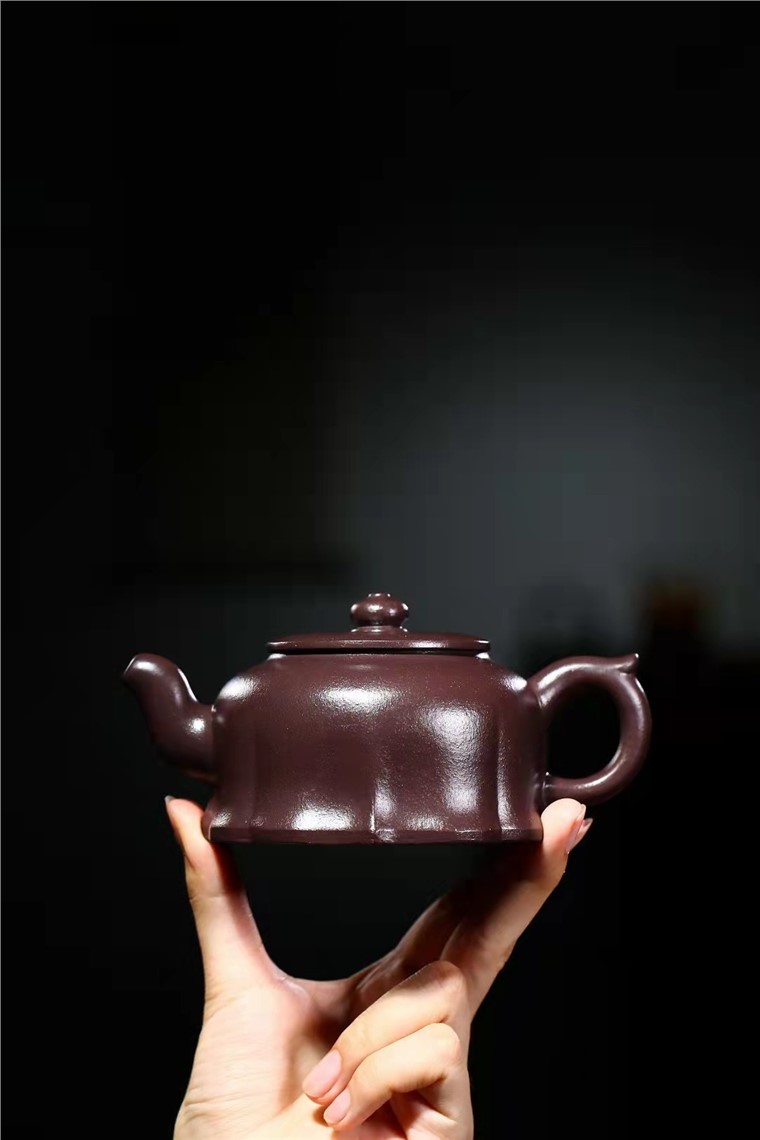 王凤盘作品 裙花井栏图片