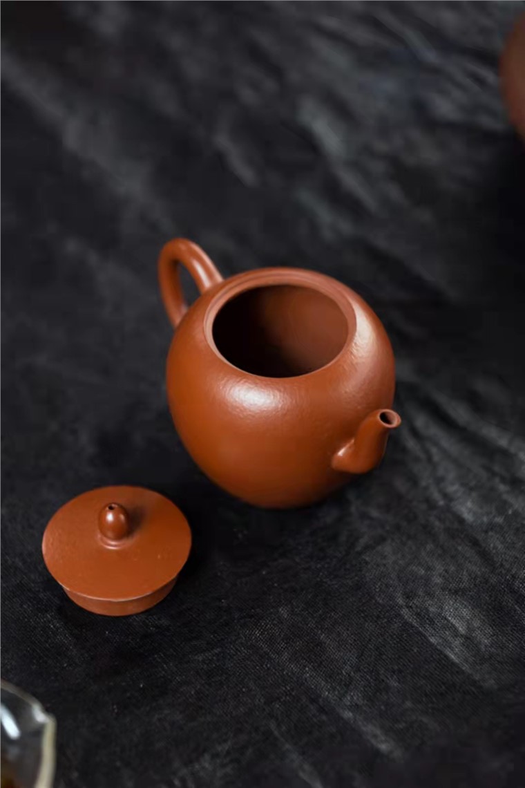 顾跃君作品 美人肩图片