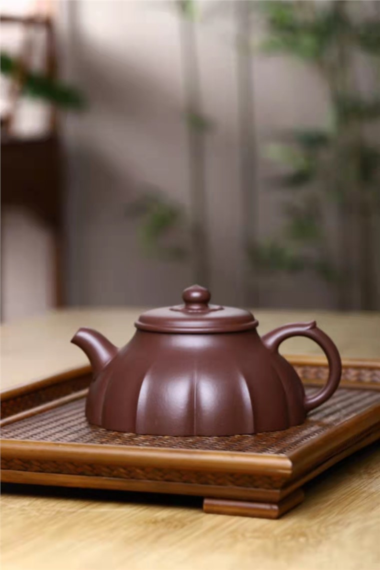 黄丽萍作品 裙带菱花图片