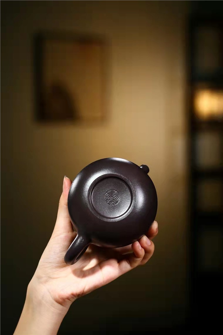 王凤盘作品 金牛赐福
