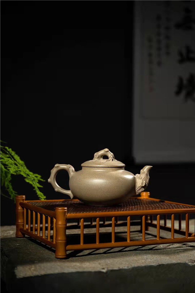 范微琴作品 岁寒三友图片